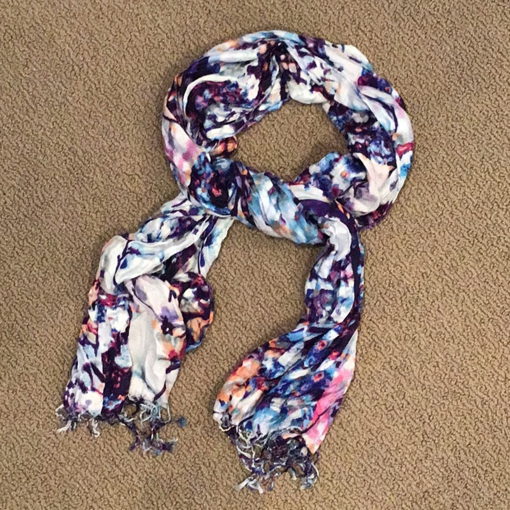 Apt. 9 Multi-colored Scarf w/ tassels